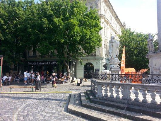 Moods bakery & coffee